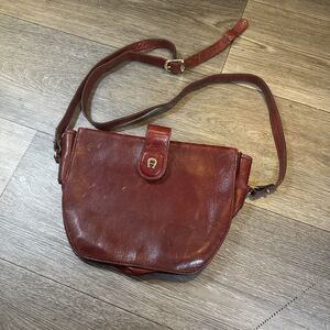 Etienne Aigner Vintage Classic Dark Burgundy Leather Shoulder Bag